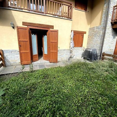 Incantevole Appartamento Con Giardino - Garage Privato E Free Wifi 오울크스 외부 사진